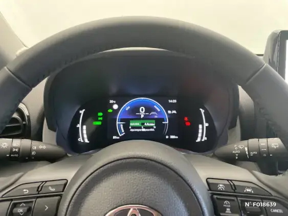TOYOTA YARIS IV - voiture de démonstration - Photo 12