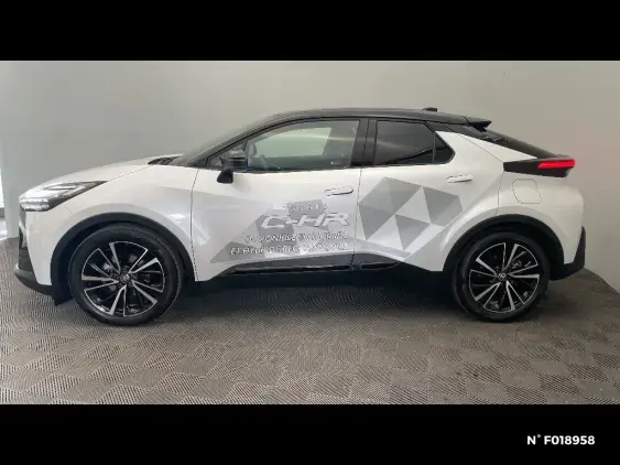 TOYOTA C-HR II - voiture de démonstration - Photo 2