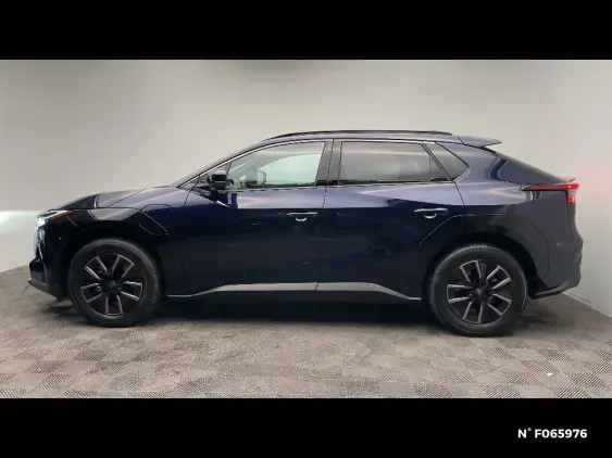 TOYOTA BZ4X - voiture de démonstration - Photo 2