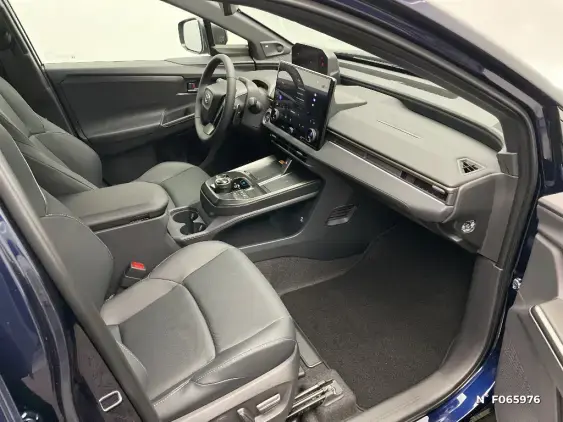 TOYOTA BZ4X - voiture de démonstration - Photo 10