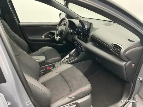 TOYOTA YARIS IV - voiture de démonstration - Photo 10