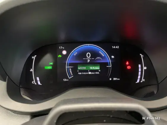 TOYOTA YARIS IV - voiture de démonstration - Photo 12