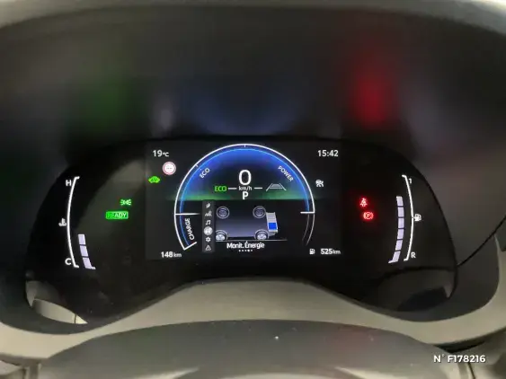 TOYOTA YARIS IV - voiture de démonstration - Photo 12