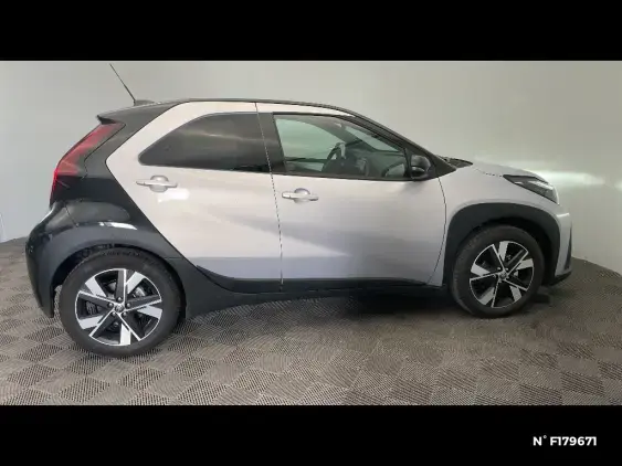 TOYOTA AYGO X - voiture de démonstration - Photo 5