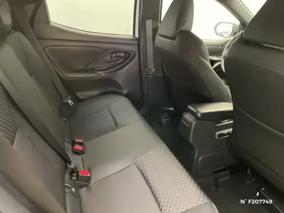 TOYOTA YARIS IV - voiture de démonstration - Photo 11