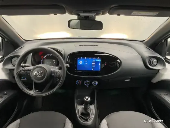 TOYOTA AYGO X - voiture de démonstration - Photo 9