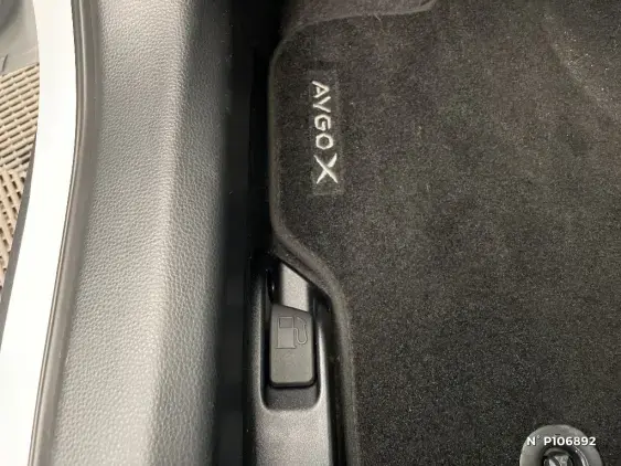 TOYOTA AYGO X - voiture de démonstration - Photo 26