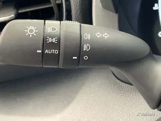 TOYOTA YARIS CROSS I - voiture de démonstration - Photo 31