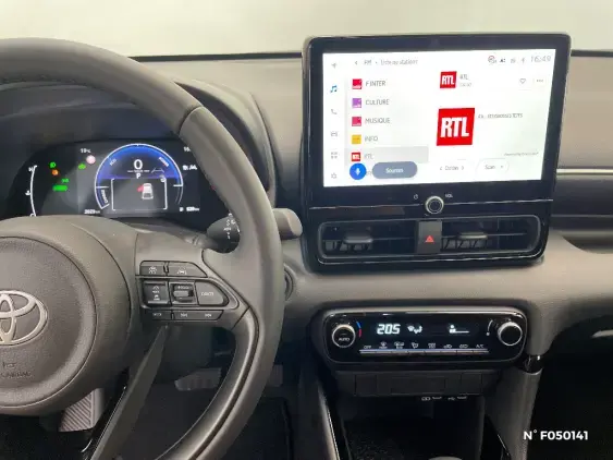 TOYOTA YARIS IV - voiture de démonstration - Photo 13