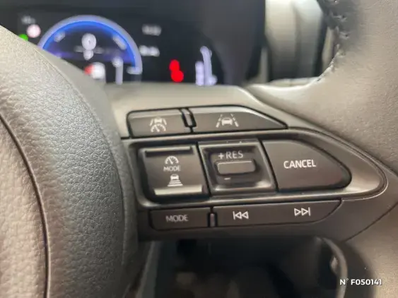TOYOTA YARIS IV - voiture de démonstration - Photo 32