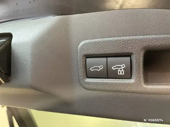 TOYOTA BZ4X - voiture de démonstration - Photo 26