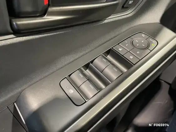 TOYOTA BZ4X - voiture de démonstration - Photo 29