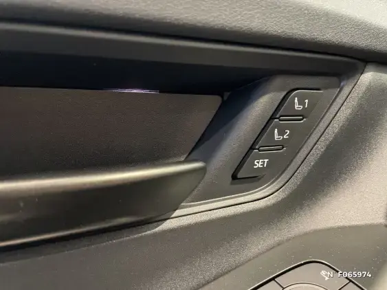 TOYOTA BZ4X - voiture de démonstration - Photo 30