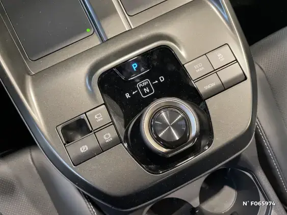 TOYOTA BZ4X - voiture de démonstration - Photo 35