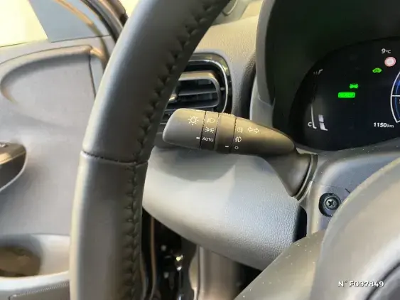 TOYOTA YARIS CROSS I - voiture de démonstration - Photo 32