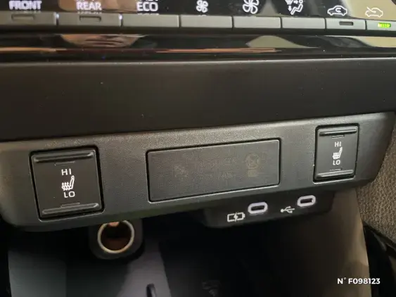 TOYOTA YARIS IV - voiture de démonstration - Photo 35