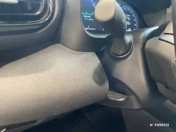 TOYOTA YARIS IV - voiture de démonstration - Photo 39