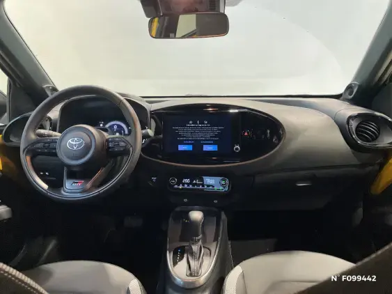 TOYOTA AYGO X - voiture de démonstration - Photo 9