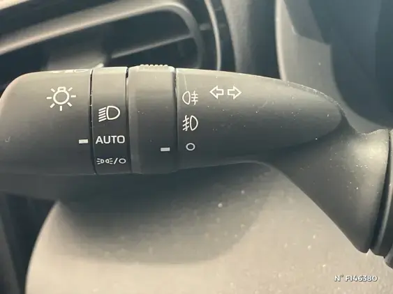 TOYOTA YARIS IV - voiture de démonstration - Photo 33