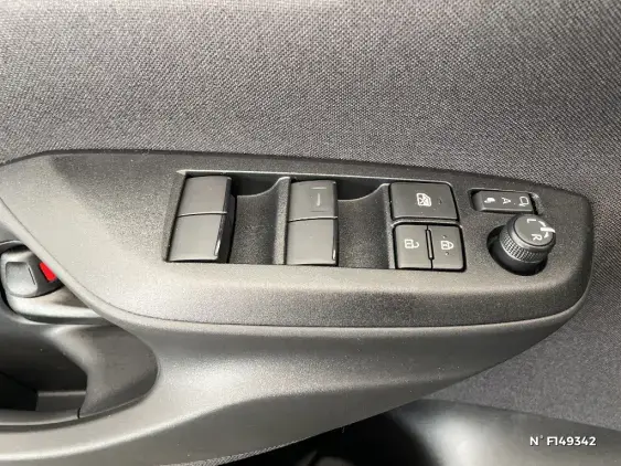 TOYOTA YARIS CROSS I - voiture de démonstration - Photo 32