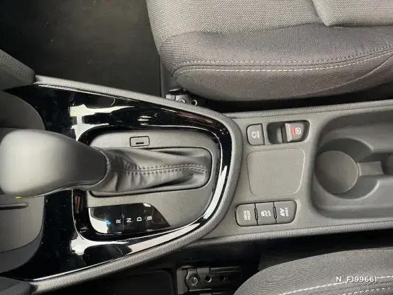 TOYOTA YARIS CROSS - voiture de démonstration - Photo 32