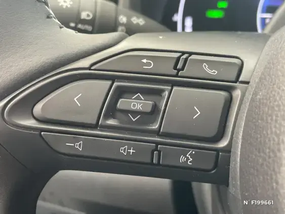 TOYOTA YARIS CROSS - voiture de démonstration - Photo 38
