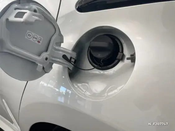 TOYOTA YARIS IV - voiture de démonstration - Photo 28