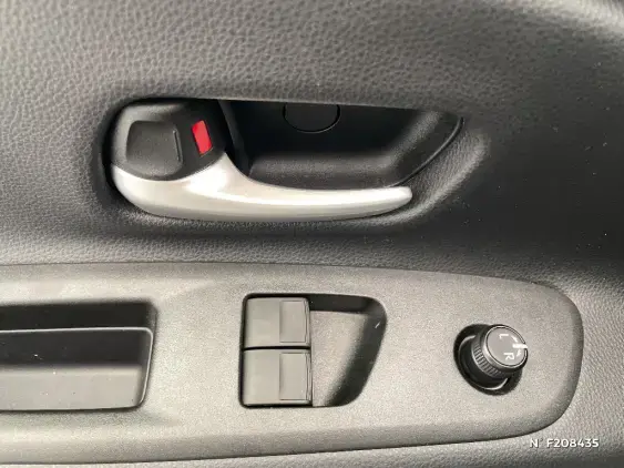 TOYOTA AYGO X - voiture de démonstration - Photo 30