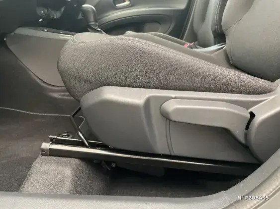 TOYOTA AYGO X - voiture de démonstration - Photo 31