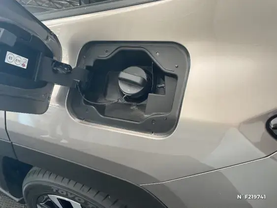 TOYOTA RAV 4 VI - voiture de démonstration - Photo 28