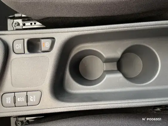 TOYOTA YARIS IV - voiture de démonstration - Photo 30