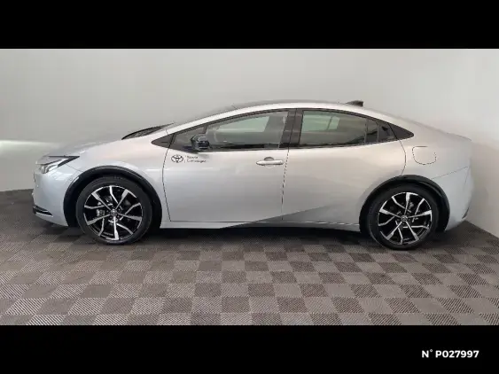 TOYOTA PRIUS V - voiture de démonstration - Photo 2