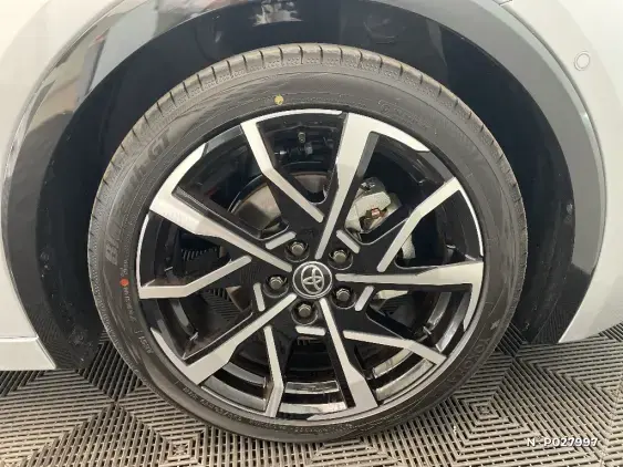 TOYOTA PRIUS V - voiture de démonstration - Photo 8