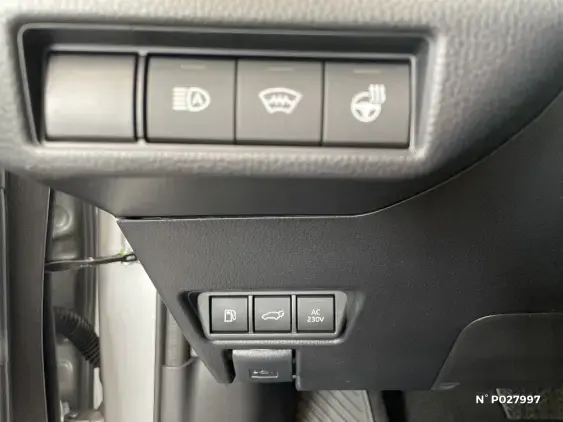 TOYOTA PRIUS V - voiture de démonstration - Photo 15