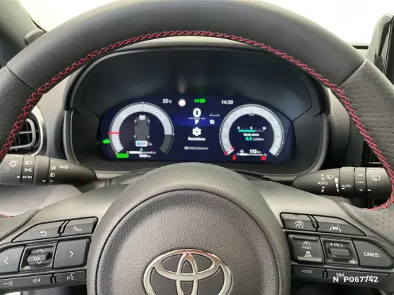 TOYOTA YARIS IV - voiture de démonstration - Photo 12