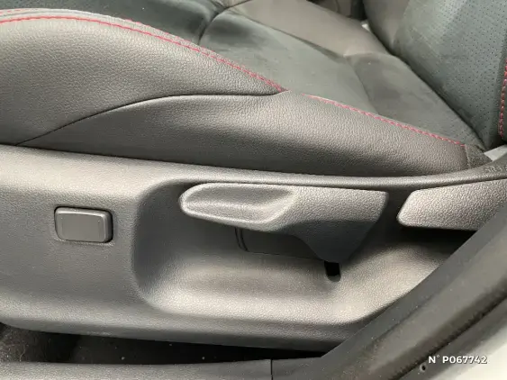 TOYOTA YARIS IV - voiture de démonstration - Photo 29