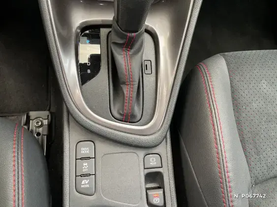 TOYOTA YARIS IV - voiture de démonstration - Photo 34