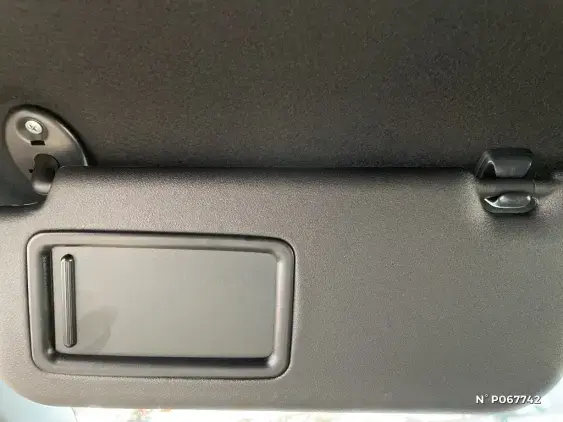 TOYOTA YARIS IV - voiture de démonstration - Photo 38