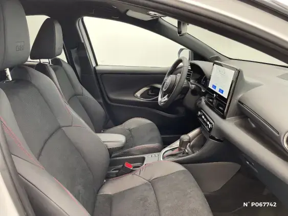 TOYOTA YARIS IV - voiture de démonstration - Photo 10