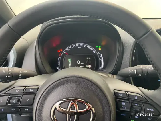 TOYOTA AYGO X - voiture de démonstration - Photo 12