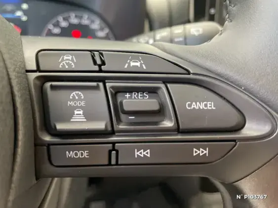 TOYOTA YARIS IV - voiture de démonstration - Photo 32