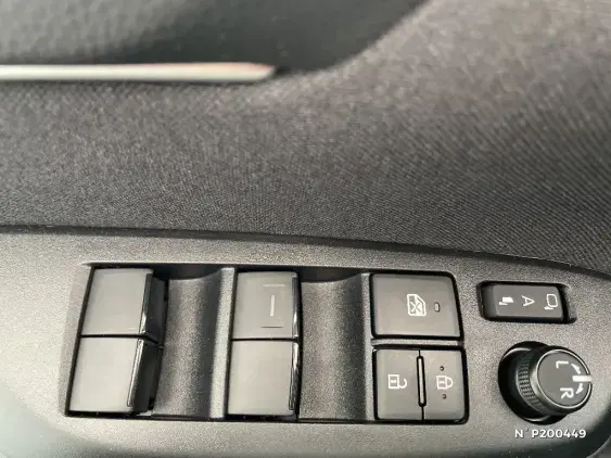 TOYOTA YARIS IV - voiture de démonstration - Photo 29