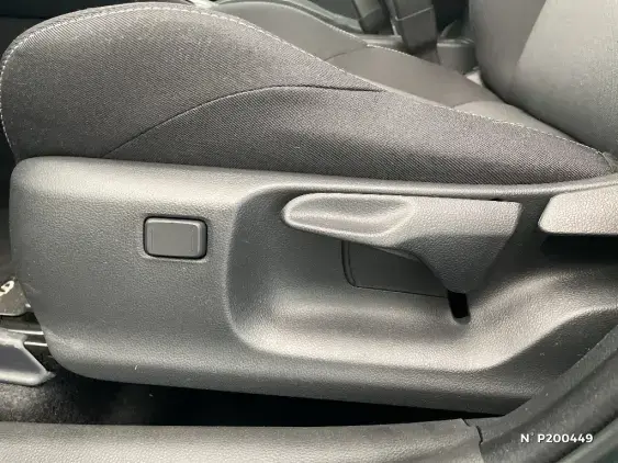 TOYOTA YARIS IV - voiture de démonstration - Photo 30