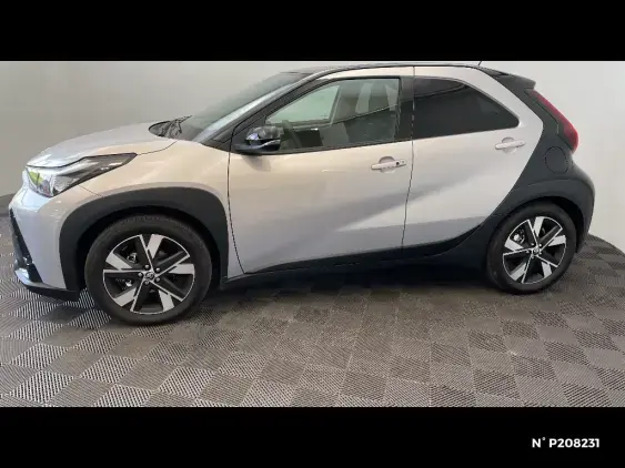 TOYOTA AYGO X - voiture de démonstration - Photo 2