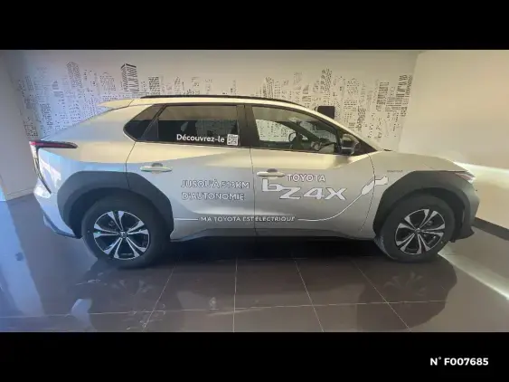 TOYOTA BZ4X - voiture de démonstration - Photo 5