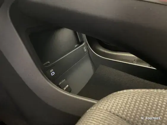 TOYOTA BZ4X - voiture de démonstration - Photo 14