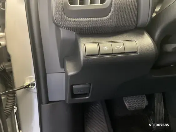 TOYOTA BZ4X - voiture de démonstration - Photo 15