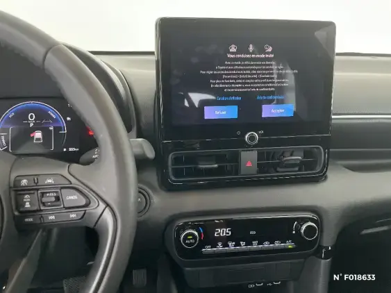 TOYOTA YARIS IV - voiture de démonstration - Photo 13