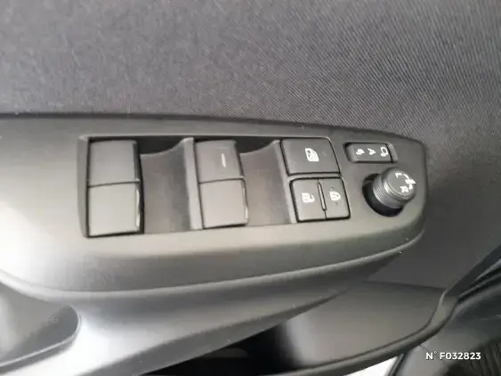 TOYOTA YARIS CROSS I - voiture de démonstration - Photo 26