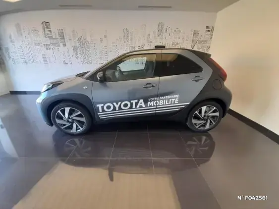 TOYOTA AYGO X - voiture de démonstration - Photo 2